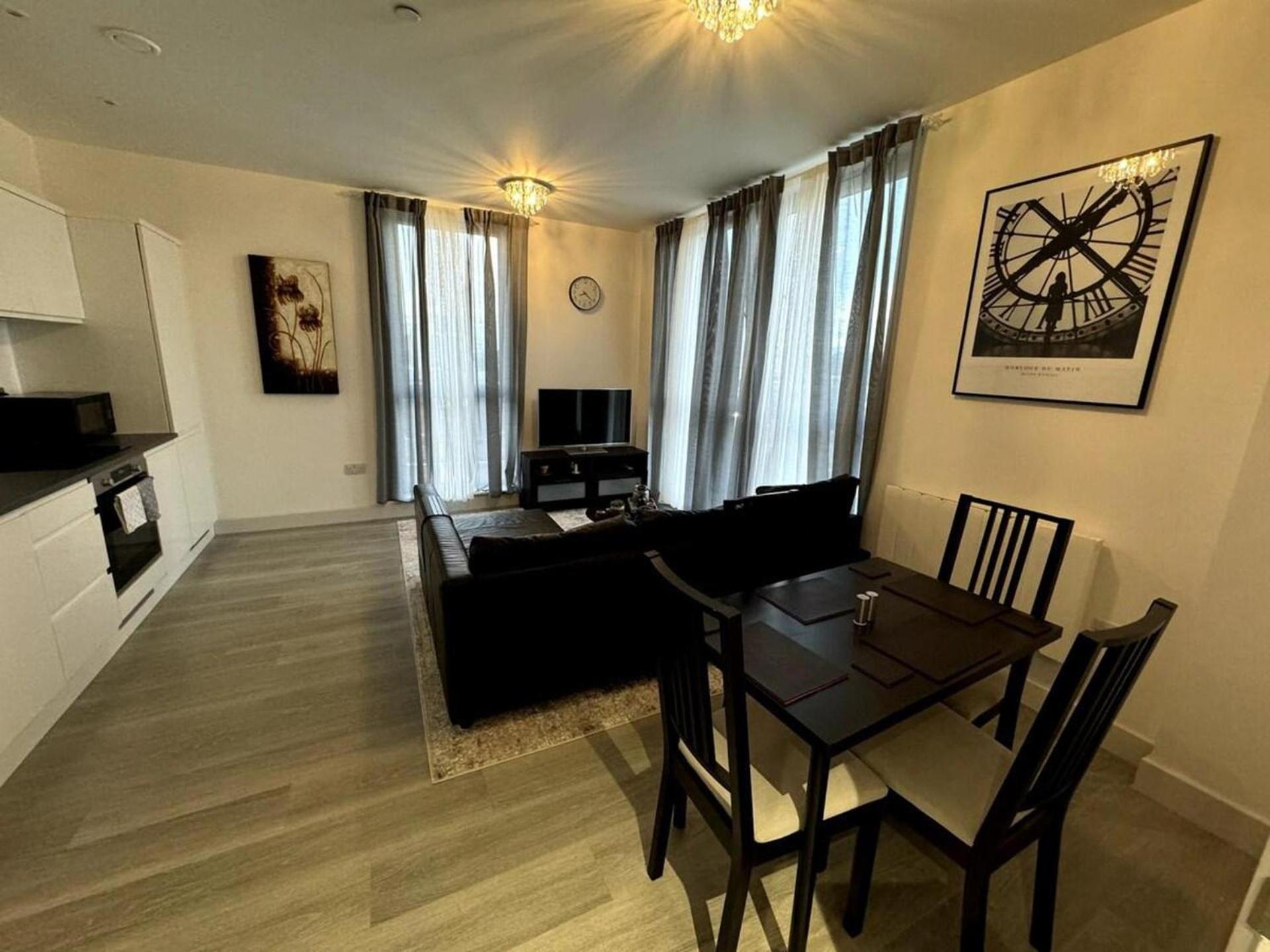 Cozy Bracknell Apartment With Modern Amenities 外观 照片